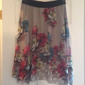 Superb Spring Floral Women's Skirt! 🌺